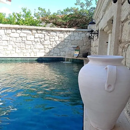 Lalasa Alacati * Çeşme
