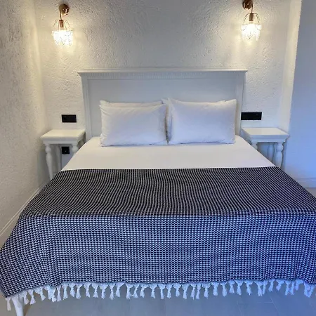 Lalasa Alaçatı Hotel *