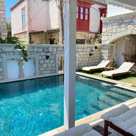 Lalasa Alaçatı Çeşme