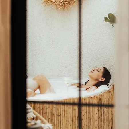 Lalasa Alaçatı